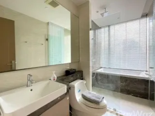 For rent 2 bedrooms condo in Bang Rak, Bangkok