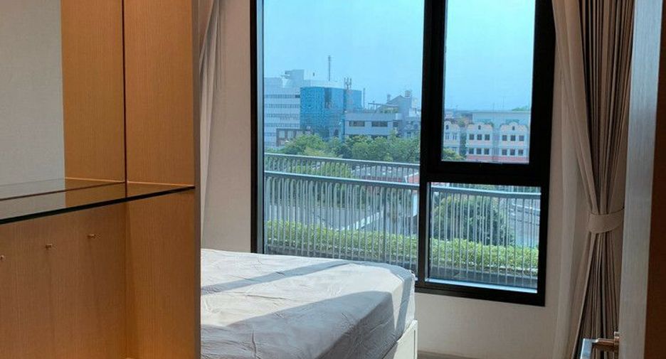 For rent 1 bed condo in Phra Khanong, Bangkok