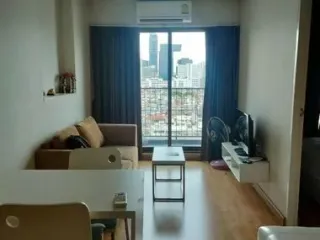 出租 1 卧室 公寓 在 Din Daeng, 曼谷