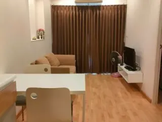 出租 1 卧室 公寓 在 Din Daeng, 曼谷