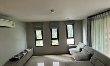 Wohnung zur Miete mit 2 Zimmer in Khlong Toei, Bangkok