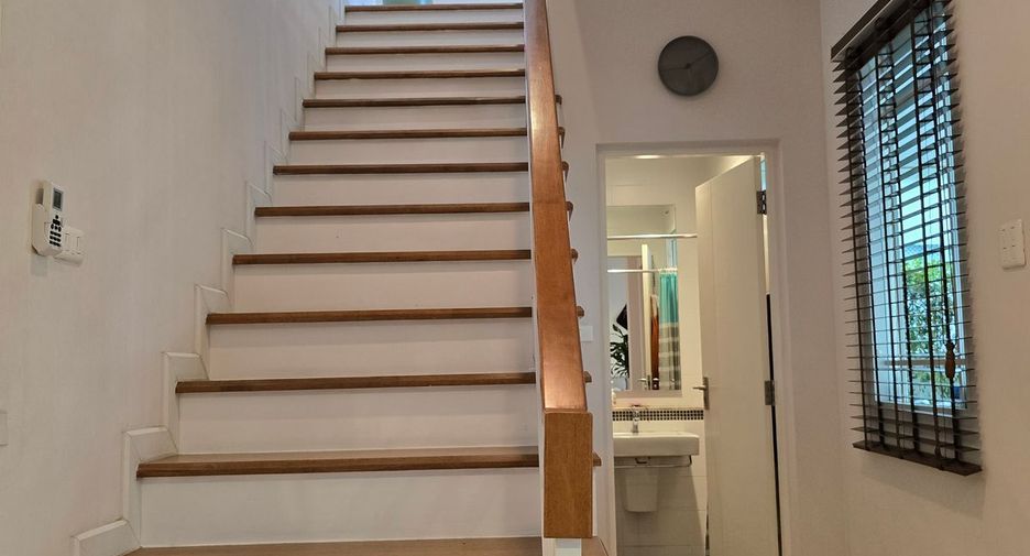 For rent 3 bedrooms house in Bang Kapi, Bangkok