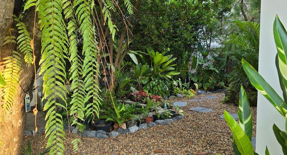 For rent 3 bedrooms house in Bang Kapi, Bangkok