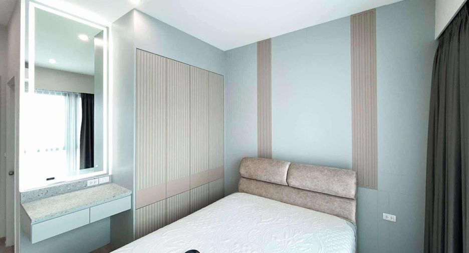 For rent 3 bedrooms townhouse in Suan Luang, Bangkok