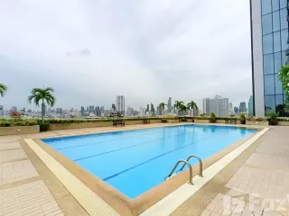 À louer 1 chambre condo à Khlong San, Bangkok