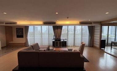 For rent 3 bedrooms apartment in Pathum Wan, Bangkok