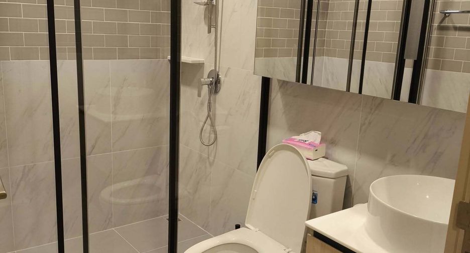 For rent studio condo in Ratchathewi, Bangkok