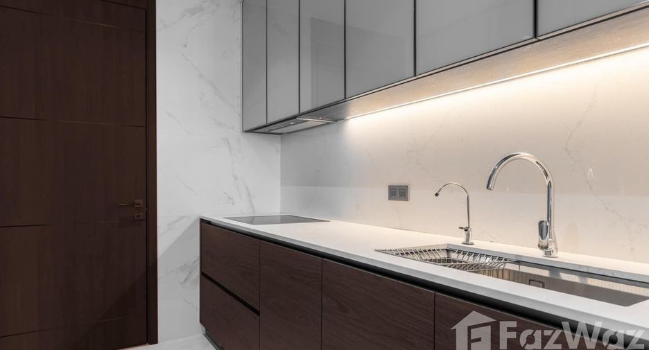 For rent 2 ベッドルーム condo in Khlong Toei, Bangkok