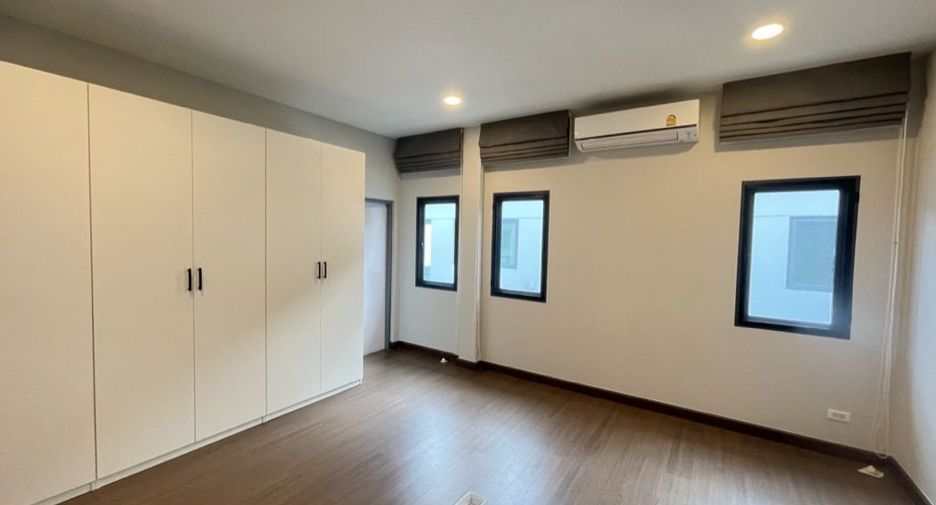 For rent 4 ベッドルーム house in Bang Phli, Samut Prakan