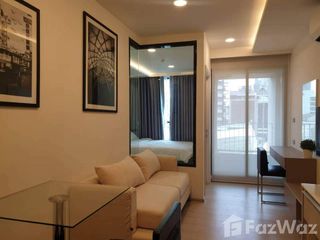 Condo en alquiler de 1 habitaciones en Khlong Toei, Bangkok