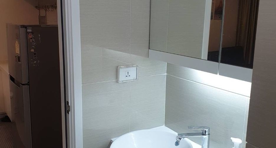 For rent 1 Beds condo in Huai Khwang, Bangkok