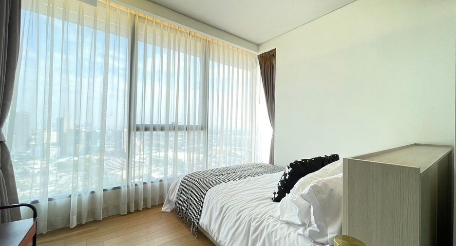 For rent 2 bedrooms condo in Khlong Toei, Bangkok