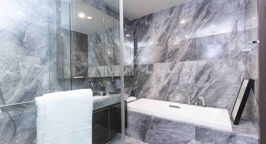For rent 1 bed condo in Phaya Thai, Bangkok