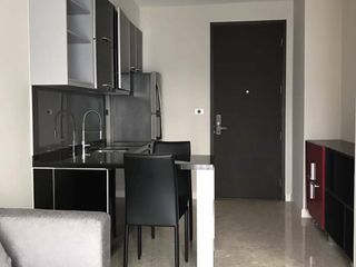 For rent 1 Beds condo in Khlong Toei, Bangkok