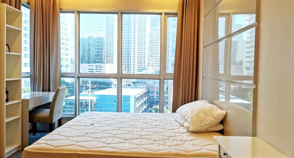 For rent 2 bedrooms condo in Watthana, Bangkok