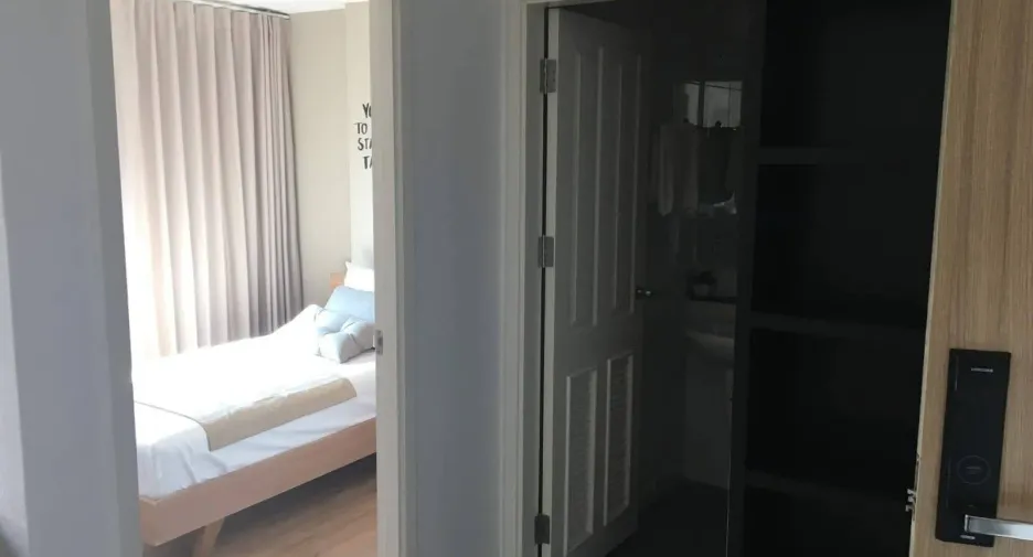 For rent 2 bedrooms condo in Bang Na, Bangkok