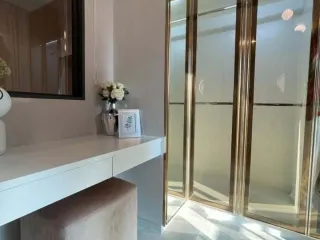 For rent 1 bed condo in Pathum Wan, Bangkok