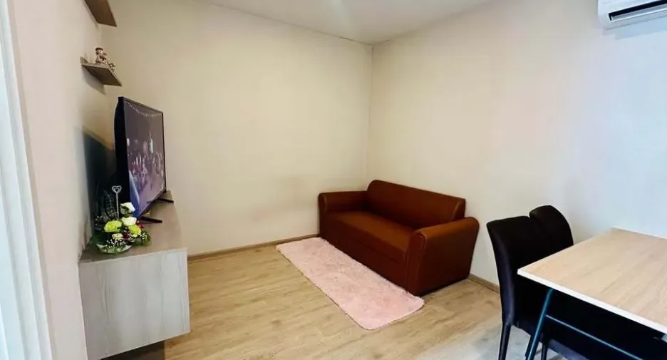 For rent 2 bedrooms condo in Chatuchak, Bangkok