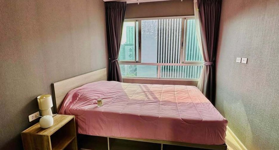 For rent 2 bedrooms condo in Chatuchak, Bangkok