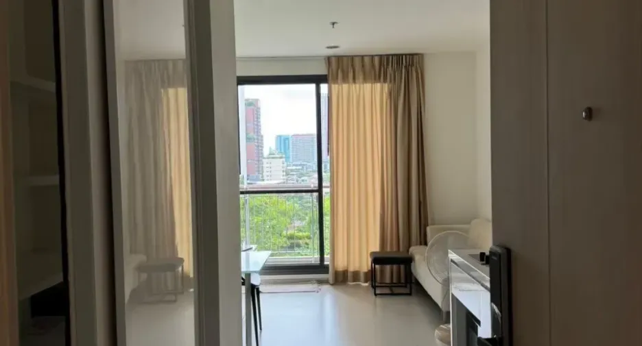 For rent 1 bed condo in Khlong Toei, Bangkok