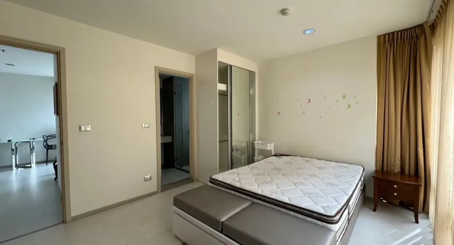 For rent 1 bed condo in Khlong Toei, Bangkok