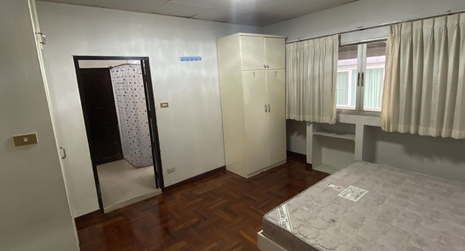Wohnung zur Miete mit 2 Zimmer in Khlong Toei, Bangkok