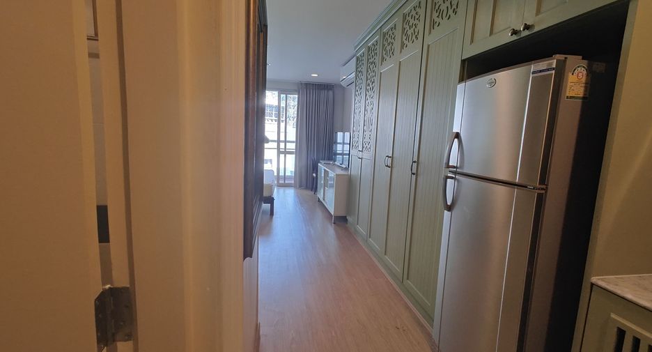 For rent studio condo in Bang Rak, Bangkok