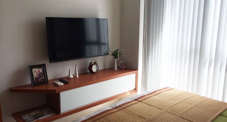 For rent 1 bed condo in Sathon, Bangkok