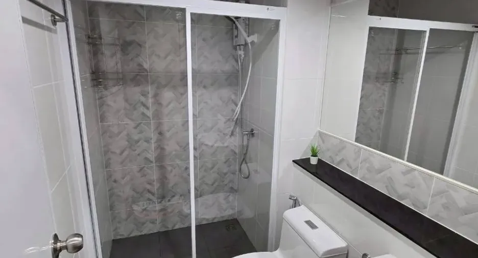 À louer 1 chambre condo à Bang Na, Bangkok