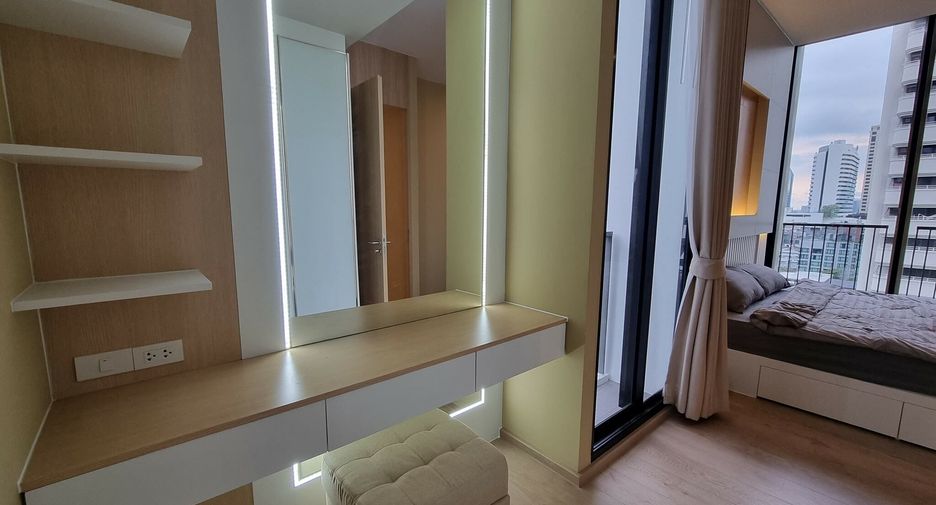 À louer 1 chambre condo à Watthana, Bangkok