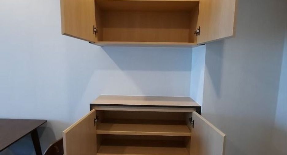 For rent 2 bedrooms condo in Phra Khanong, Bangkok