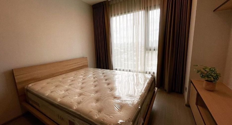 For rent 2 bedrooms condo in Phra Khanong, Bangkok