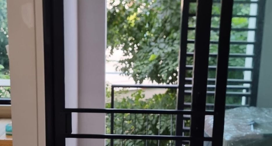 À louer studio condo à Din Daeng, Bangkok