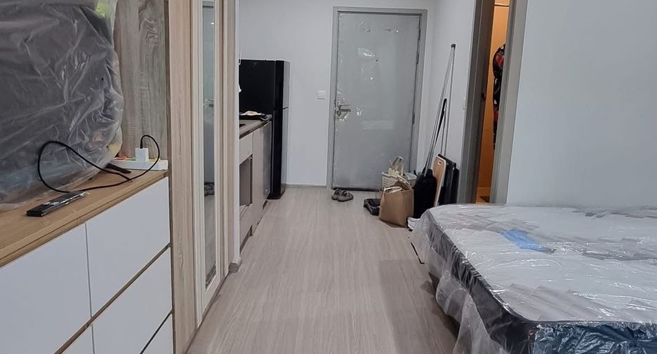 À louer studio condo à Din Daeng, Bangkok