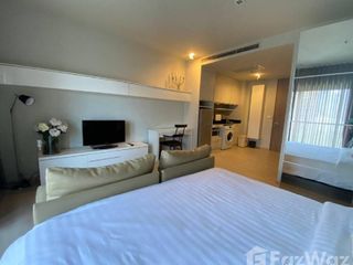 Wohnung zur Miete mit Studio in Khlong Toei, Bangkok