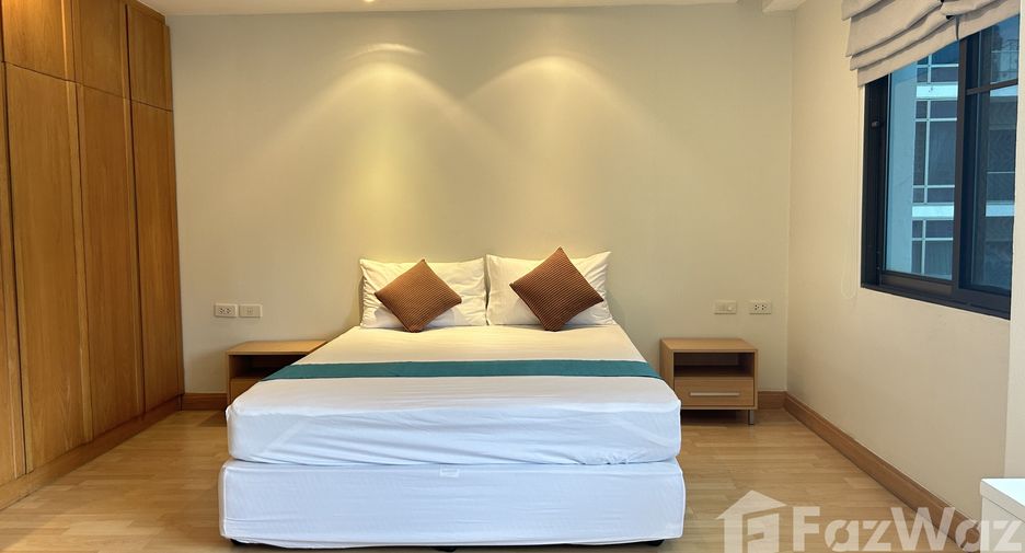 For rent 3 bedrooms apartment in Pathum Wan, Bangkok