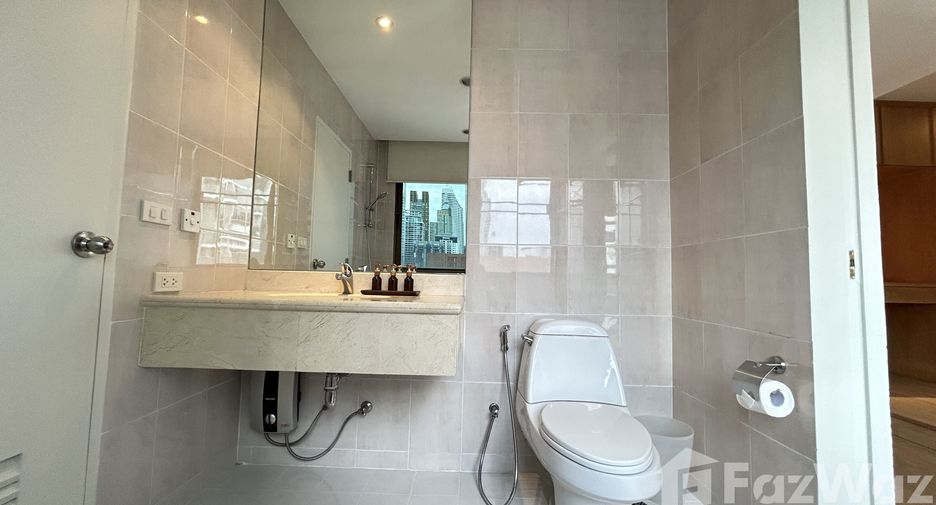 For rent 3 bedrooms apartment in Pathum Wan, Bangkok