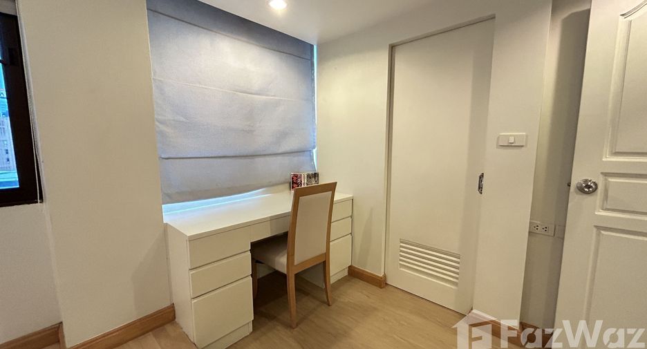 For rent 3 bedrooms apartment in Pathum Wan, Bangkok