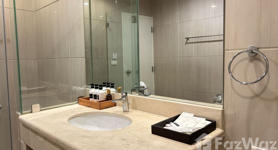 For rent 3 bedrooms apartment in Pathum Wan, Bangkok