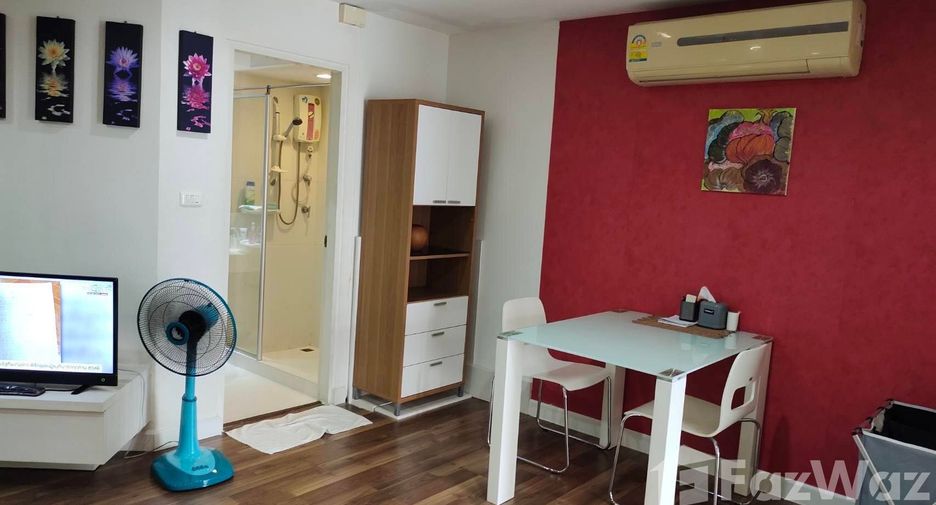 À louer 1 chambre condo à Phra Khanong, Bangkok