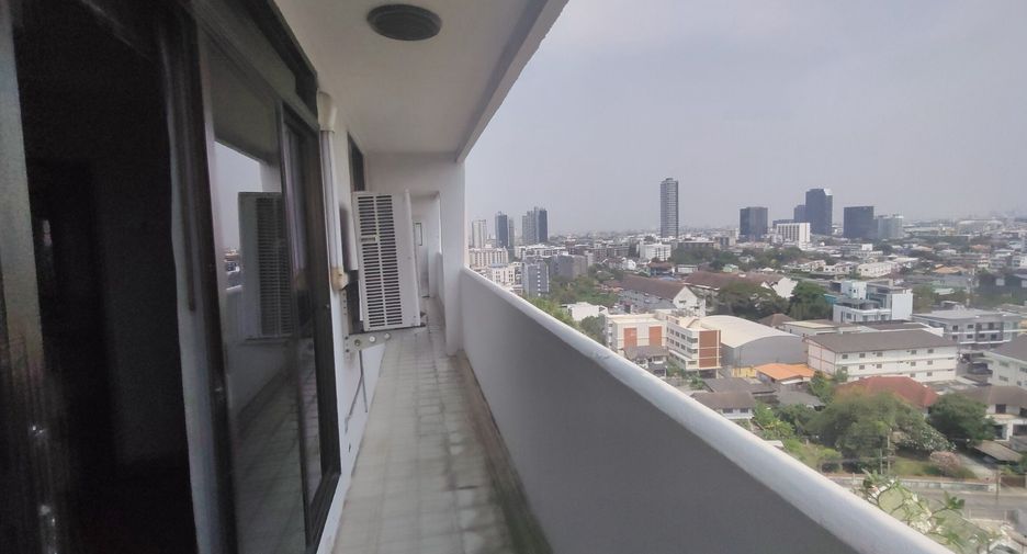出租 3 卧室 公寓 在 Phra Khanong, 曼谷