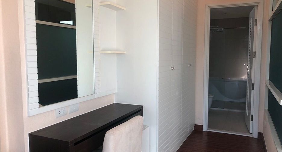 For rent 1 Beds condo in Watthana, Bangkok