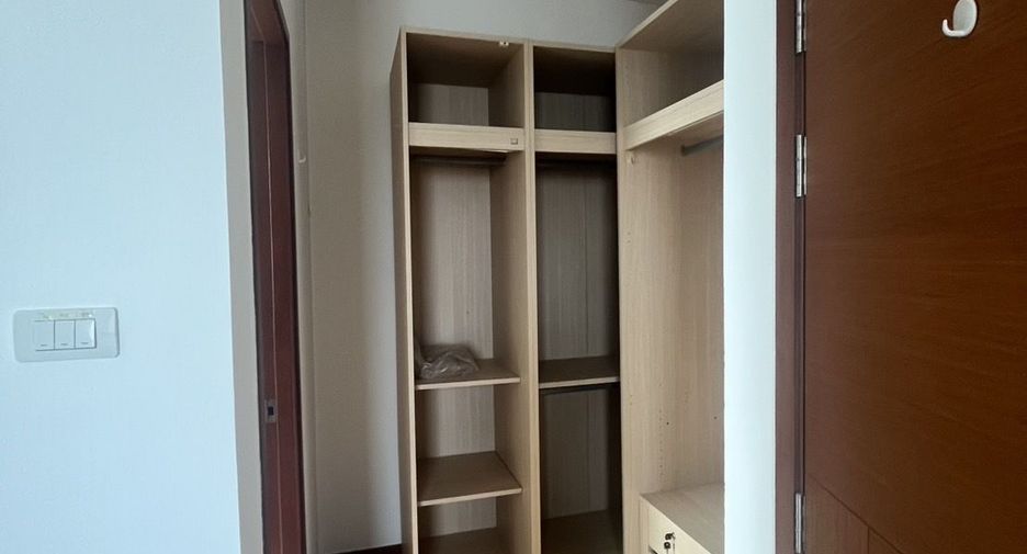 Аренда 1 кровать кондо в Кхлонг Сан, Бангкок