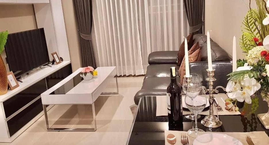 For rent 1 bed condo in Huai Khwang, Bangkok