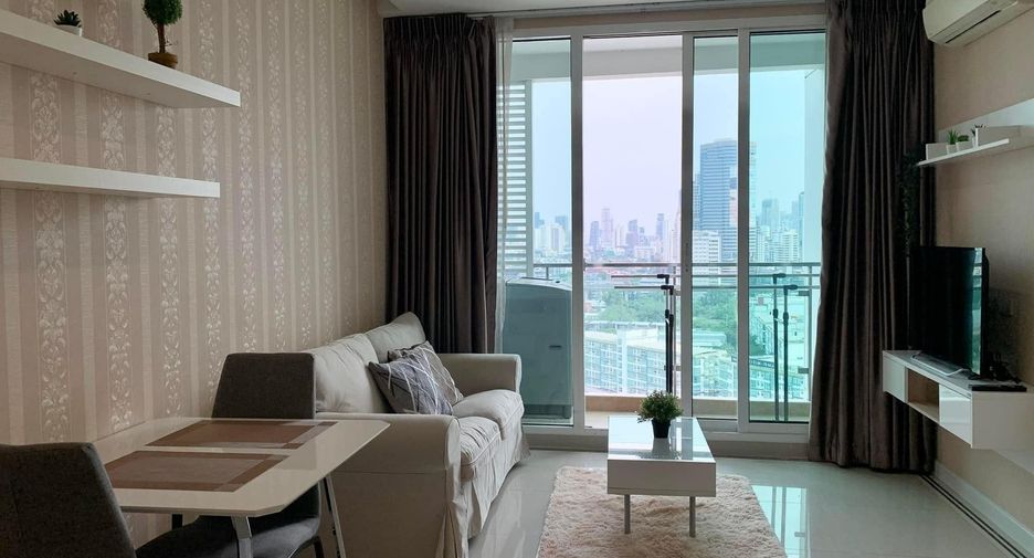 For rent 1 bed condo in Huai Khwang, Bangkok