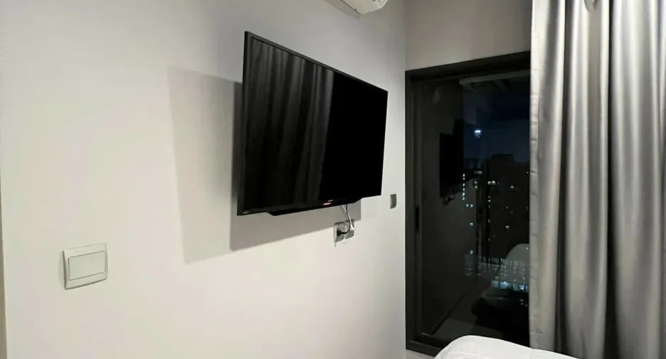 For rent 1 bed condo in Huai Khwang, Bangkok