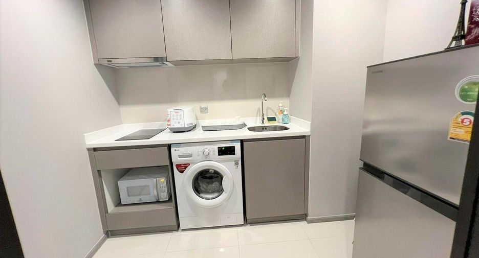 For rent 1 bed condo in Huai Khwang, Bangkok