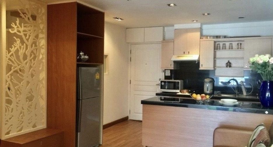 For rent 2 bedrooms condo in Khlong Toei, Bangkok