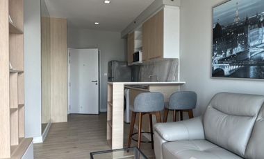 For rent 1 bed condo in Sathon, Bangkok