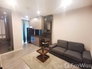 Condo en alquiler de 1 habitaciones en Khlong Toei, Bangkok